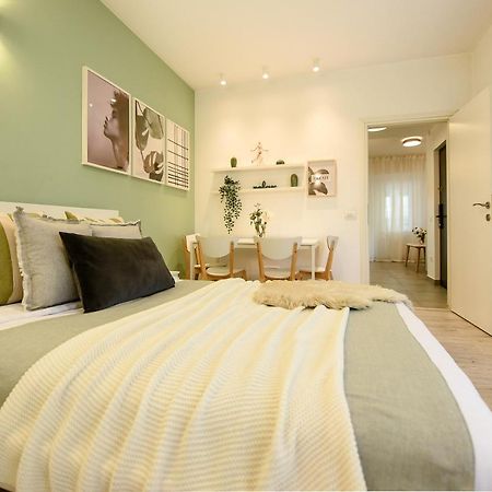 Spacious 1Br In The City Center - Amazing For Extended Stays 부쿠레슈티 외부 사진