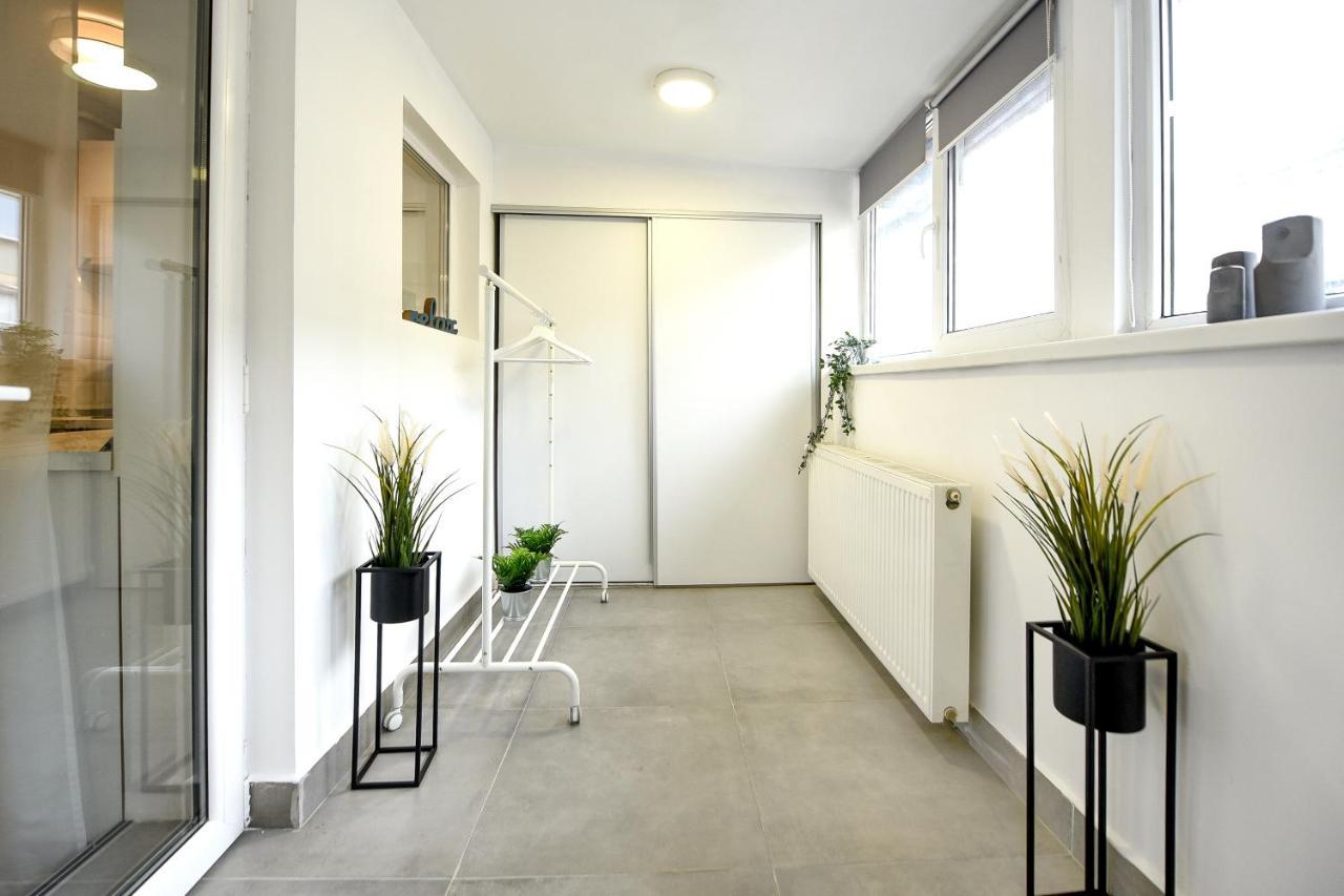 Spacious 1Br In The City Center - Amazing For Extended Stays 부쿠레슈티 외부 사진
