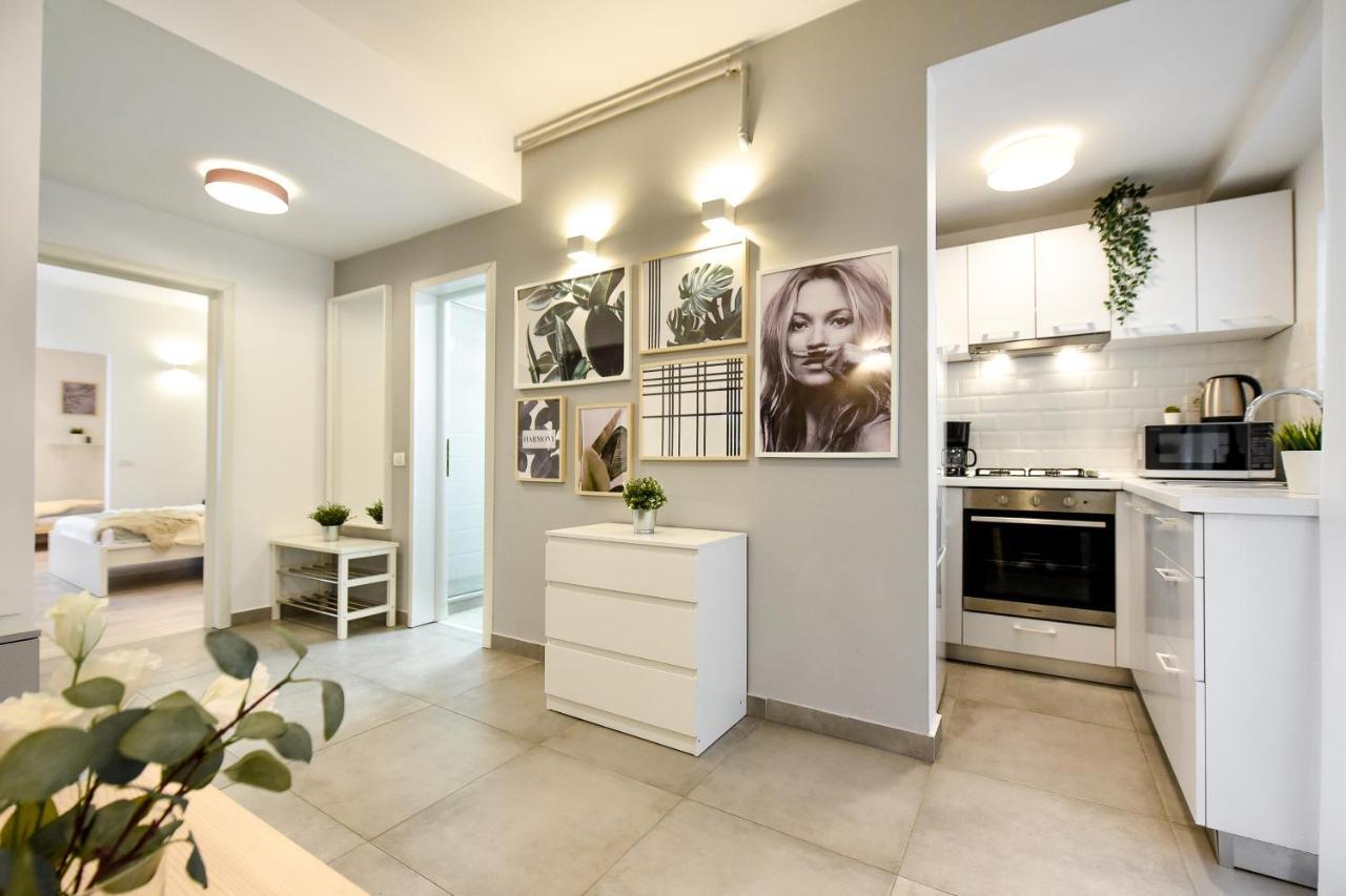 Spacious 1Br In The City Center - Amazing For Extended Stays 부쿠레슈티 외부 사진